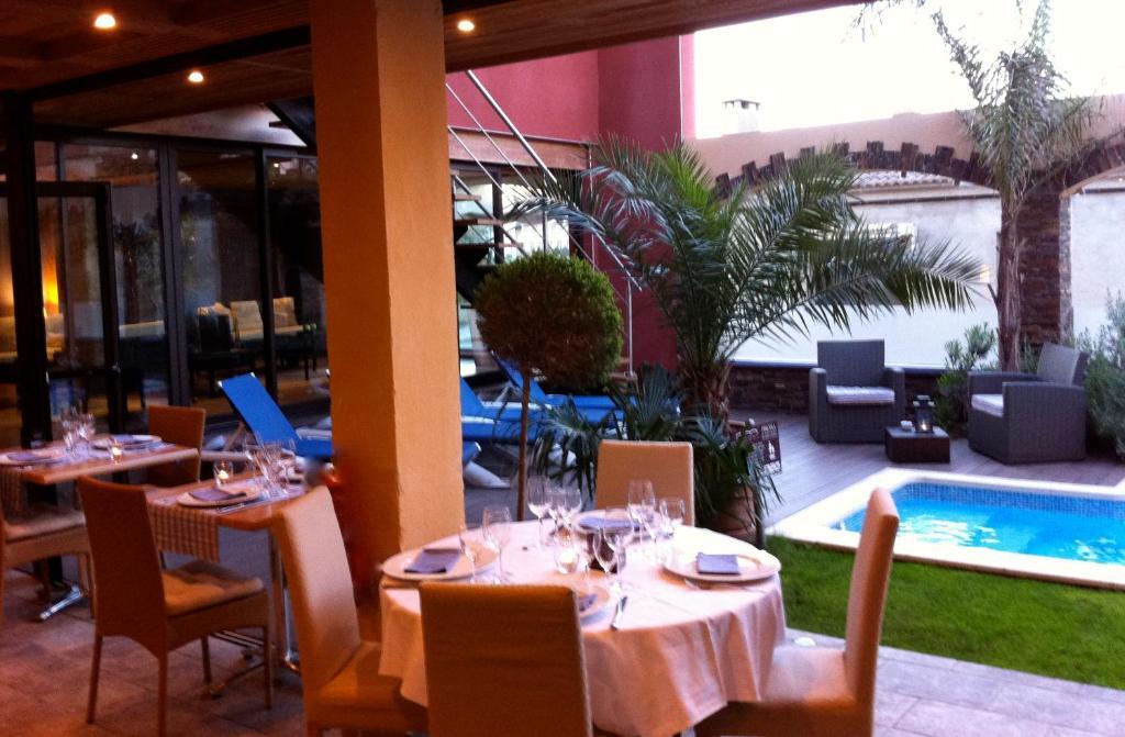 Hotel La Placa 가리구엘라 외부 사진